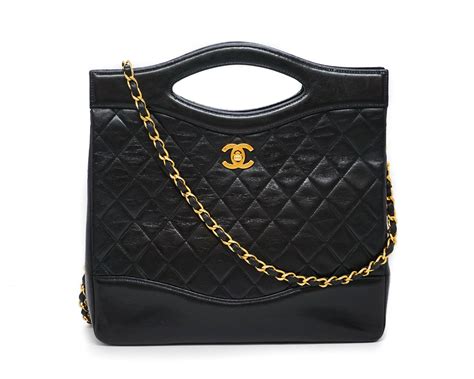 vintage chanel lambskin bag